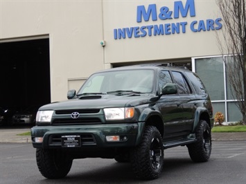 2001 Toyota 4Runner SR5 / 4X4 / Sport / LIFTED LIFTED SUV
