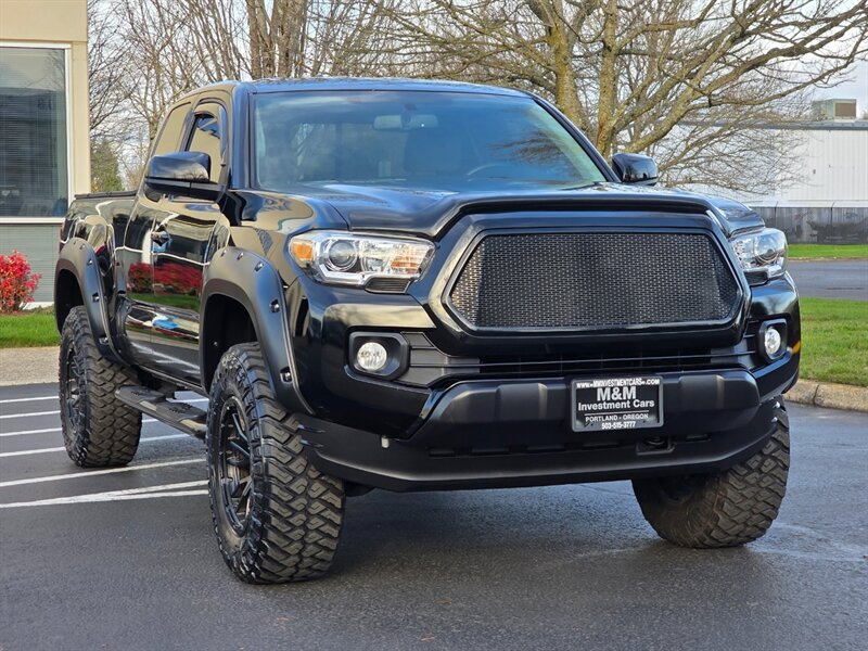 2016 Toyota Tacoma SR5 / 4X4 V6 3.5L / LONG BED / BILSTIEN LIFT  / FUEL WHEELS / 43K ORIGINAL MILES !!! - Photo 2 - Portland, OR 97217
