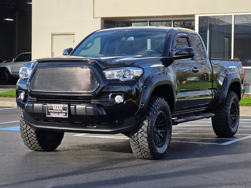 2016 Toyota Tacoma SR5 / 4X4 V6 3.5L / LONG BED / BILSTIEN LIFT  / FUEL WHEELS / 43K ORIGINAL MILES !!! - Photo 1 - Portland, OR 97217