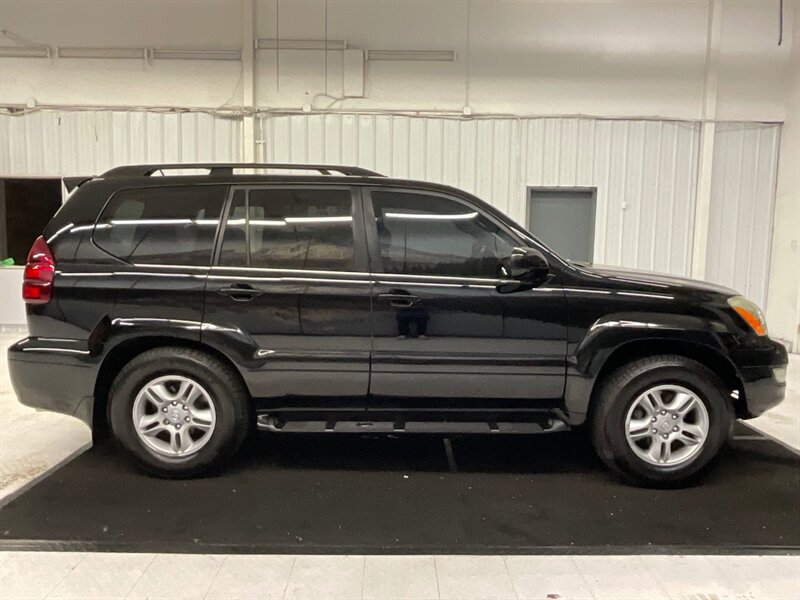 2007 Lexus GX 470 Sport Utility 4X4 / 3RD SEAT / Navi & DVD  / RUST FREE / TIMING BELT SERVICE DONE - Photo 4 - Gladstone, OR 97027