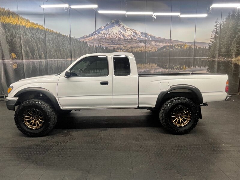 2001 Toyota Tacoma Xtracab 4X4 / 4Cyl /   - Photo 3 - Gladstone, OR 97027