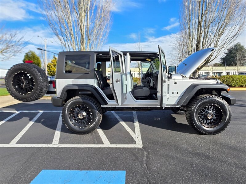 2008 Jeep Wrangler Unlimited 4X4 V6 / 6 SPEED / NEW TIRES / LIFTED  / NEW CLUTCH / XD WHEELS / MANUAL TRANSMISSION - Photo 22 - Portland, OR 97217