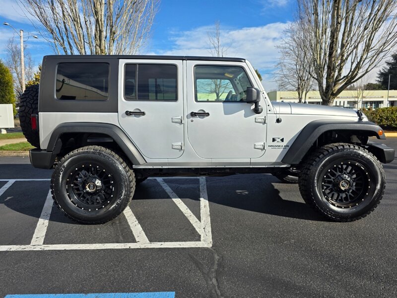 2008 Jeep Wrangler Unlimited 4X4 V6 / 6 SPEED / NEW TIRES / LIFTED  / NEW CLUTCH / XD WHEELS / MANUAL TRANSMISSION - Photo 4 - Portland, OR 97217