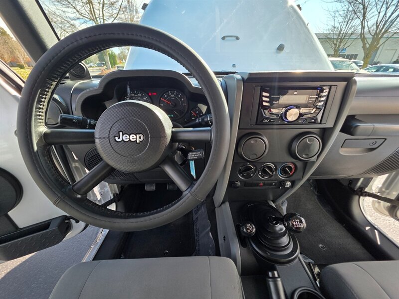 2008 Jeep Wrangler Unlimited 4X4 V6 / 6 SPEED / NEW TIRES / LIFTED  / NEW CLUTCH / XD WHEELS / MANUAL TRANSMISSION - Photo 42 - Portland, OR 97217