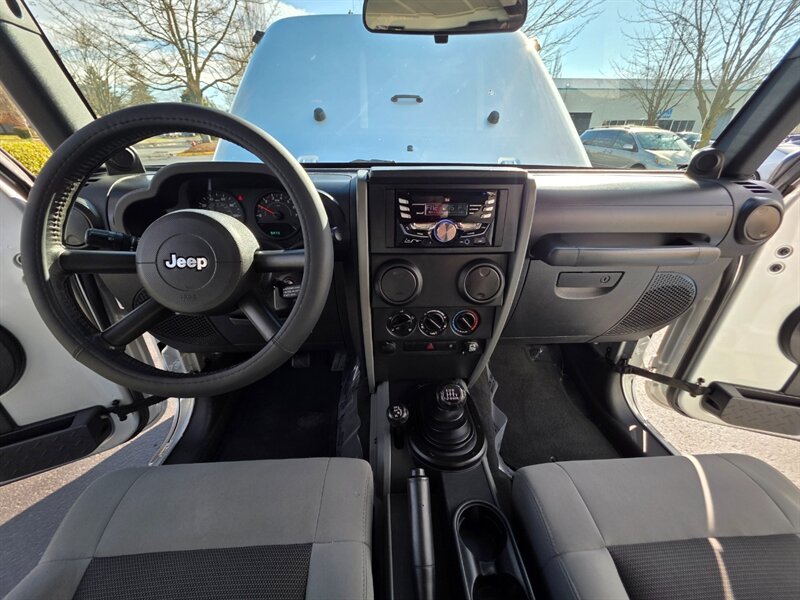 2008 Jeep Wrangler Unlimited 4X4 V6 / 6 SPEED / NEW TIRES / LIFTED  / NEW CLUTCH / XD WHEELS / MANUAL TRANSMISSION - Photo 17 - Portland, OR 97217