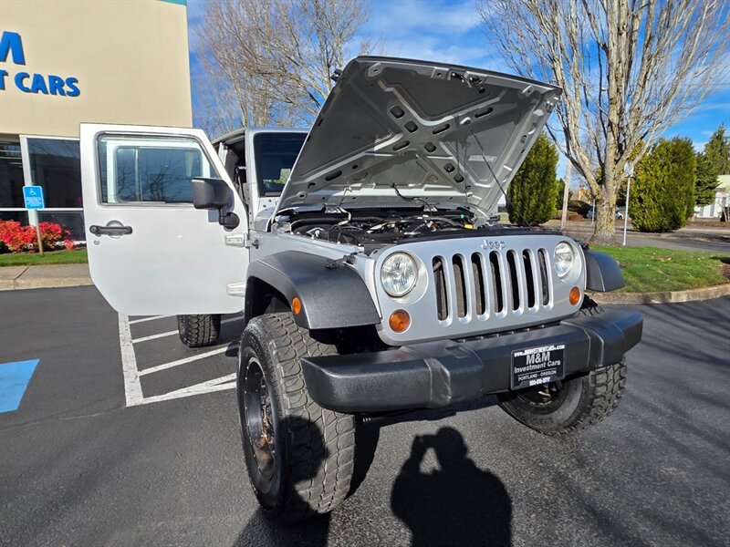 2008 Jeep Wrangler Unlimited 4X4 V6 / 6 SPEED / NEW TIRES / LIFTED  / NEW CLUTCH / XD WHEELS / MANUAL TRANSMISSION - Photo 25 - Portland, OR 97217