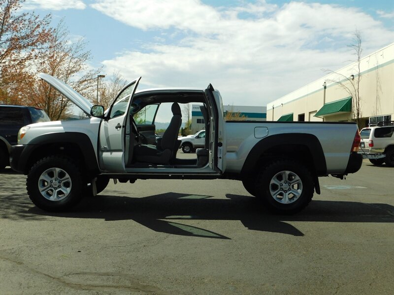 2008 Toyota Tacoma V6 Access Cab 4X4 / 1-OWNER / NEW LIFT & MUD TIRES   - Photo 5 - Portland, OR 97217