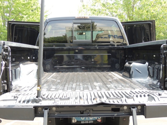 2008 Ford F-250 Super Duty Lariat / 4X4 / 6.4L DIESEL / LIFTED   - Photo 28 - Portland, OR 97217