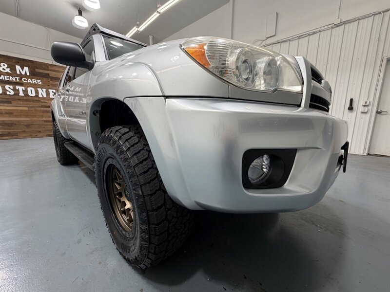 2006 Toyota 4Runner Limited AWD / 4.7L V8 / NEW TIMING BELT / LEATHER / SUNROOF / NEW LIFT WHEELS & TIRES - Photo 49 - Gladstone, OR 97027