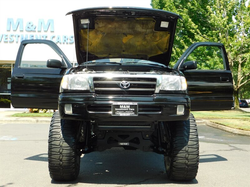 1998 Toyota Tacoma 4X4 / 3.4L V6 / CUSTOM LIFTED / 154k miles   - Photo 21 - Portland, OR 97217