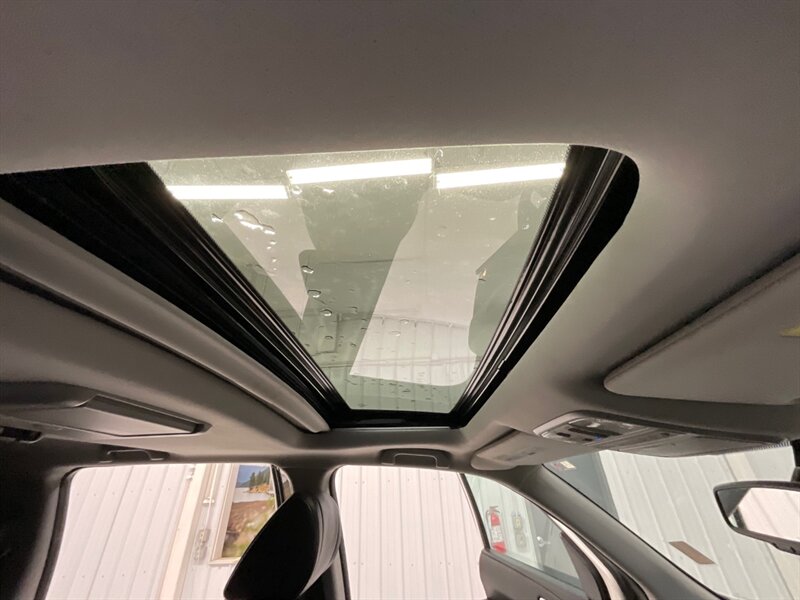 2015 Honda Pilot Touring  / Leather & Sunroof - Photo 43 - Gladstone, OR 97027