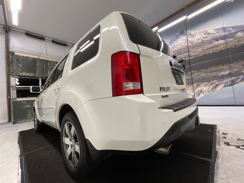 2015 Honda Pilot Touring  / Leather & Sunroof - Photo 55 - Gladstone, OR 97027