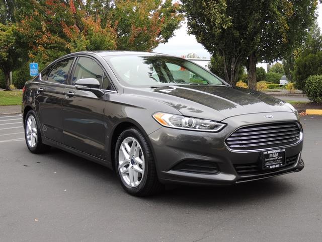 2016 Ford Fusion SE / Sedan / Back Up Camera / Excel Cond   - Photo 2 - Portland, OR 97217