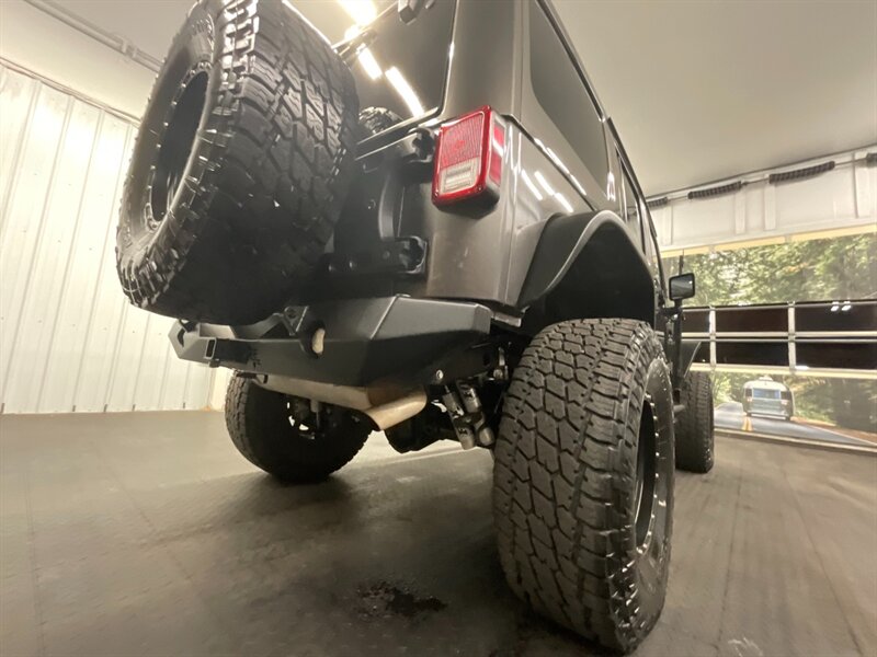 2017 Jeep Wrangler Unlimited Sahara 4X4 / Leather / Hard top / LIFTED   - Photo 10 - Gladstone, OR 97027