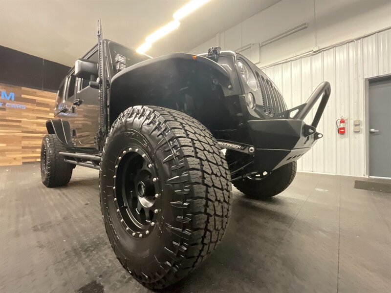 2017 Jeep Wrangler Unlimited Sahara 4X4 / Leather / Hard top / LIFTED   - Photo 9 - Gladstone, OR 97027