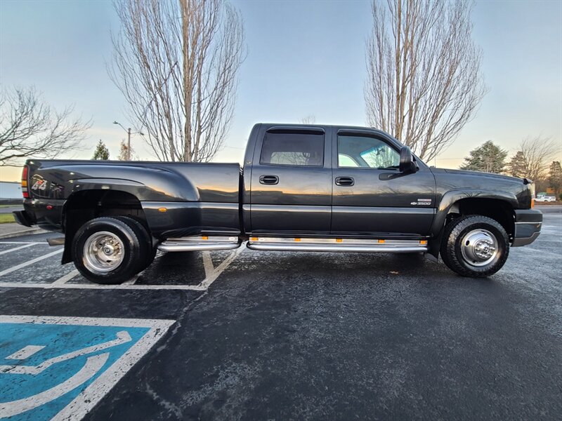 2003 Chevrolet Silverado 3500 LT  / DVD Player / Long Bed / Leather / Fully Loaded - Photo 4 - Portland, OR 97217