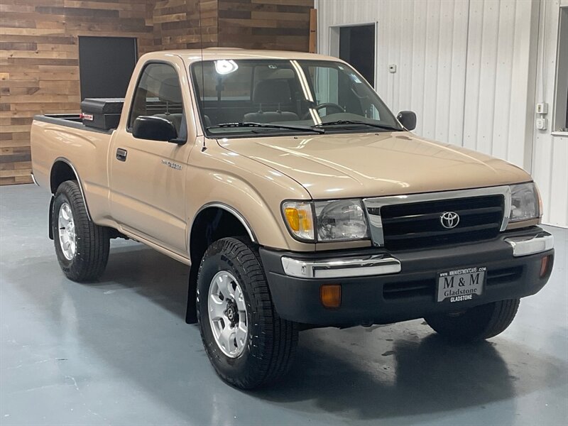1999 Toyota Tacoma Regular Cab 4X4 / 2.7L 4Cyl /5-SPEED / 86K MILES / Manual 5-Speed / ZERO RUST / LOW LOW MILES - Photo 2 - Gladstone, OR 97027
