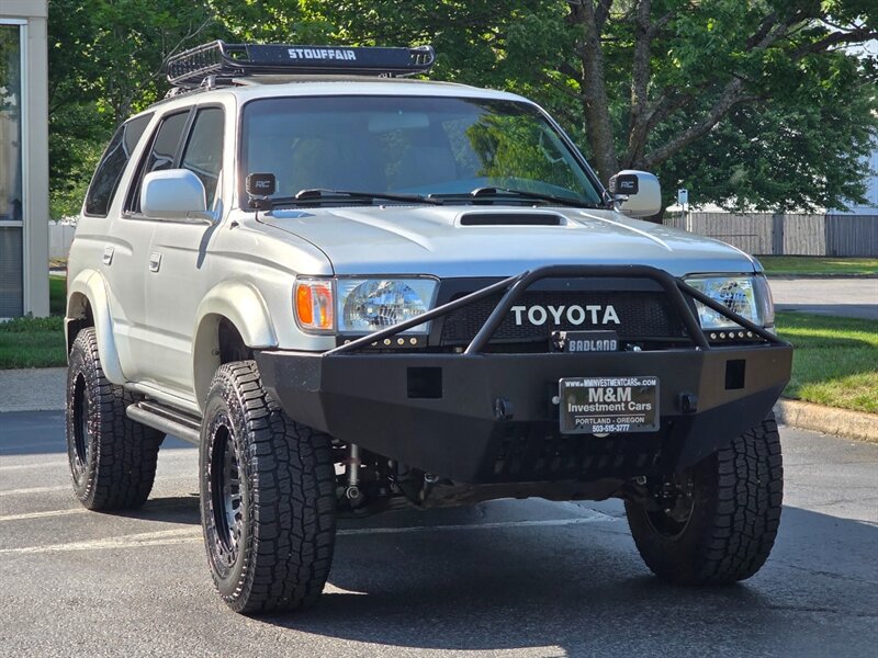 2000 Toyota 4Runner SR5 4X4 / 5 SPEED MANUAL / V6 3.4L / LIFTED / FUEL WHEELS / TIMING BELT REPLACED / WINCH / 170K MILES ONLY - Photo 2 - Portland, OR 97217
