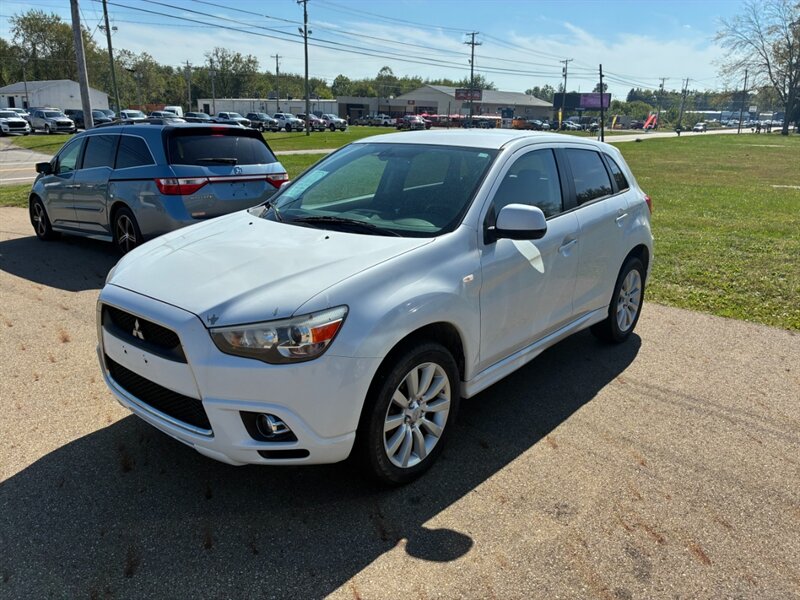 2011 Mitsubishi Outlander Sport SE  