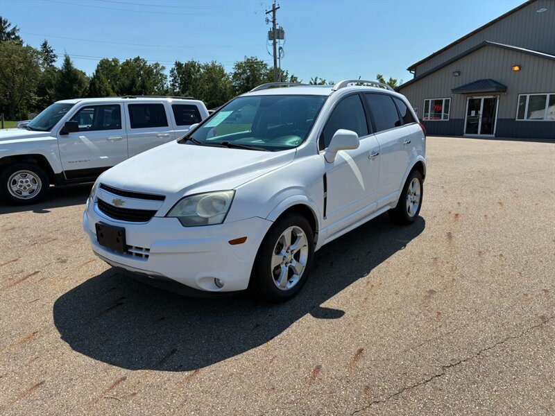 2014 Chevrolet Captiva Sport LTZ   - Photo 1 - Mount Vernon, OH 43050