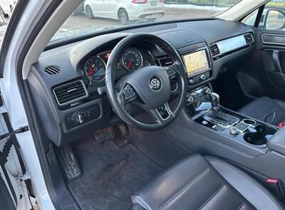 2016 Volkswagen Touareg VR6 Sport   - Photo 9 - Winnipeg, MB R3L 0M4