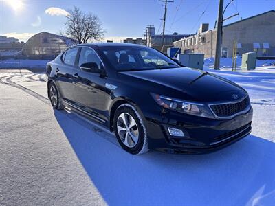 2015 Kia Optima Hybrid   - Photo 4 - Winnipeg, MB R3L 0M4