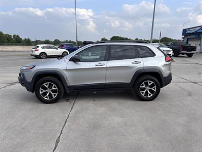 2014 Jeep Cherokee Trailhawk   - Photo 2 - Winnipeg, MB R3L 0M4