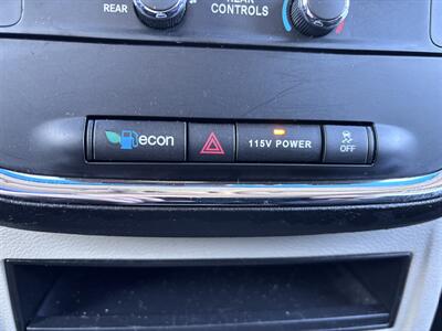 2015 Dodge Grand Caravan American Value Package Stow n Go - Photo 25 - Winnipeg, MB R3L 0M4