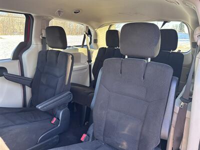 2015 Dodge Grand Caravan American Value Package Stow n Go - Photo 9 - Winnipeg, MB R3L 0M4