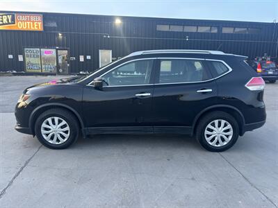 2014 Nissan Rogue SV   - Photo 1 - Winnipeg, MB R3L 0M4