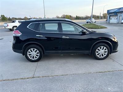 2014 Nissan Rogue SV   - Photo 8 - Winnipeg, MB R3L 0M4