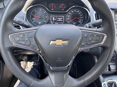 2017 Chevrolet Cruze LT Diesel Auto   - Photo 16 - Winnipeg, MB R3L 0M4