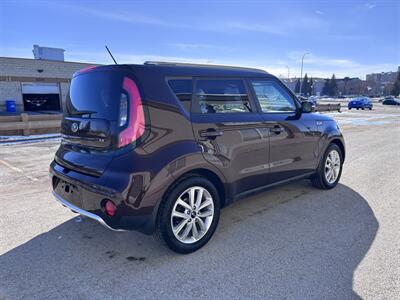 2018 Kia Soul + - Photo 5 - Winnipeg, MB R3L 0M4