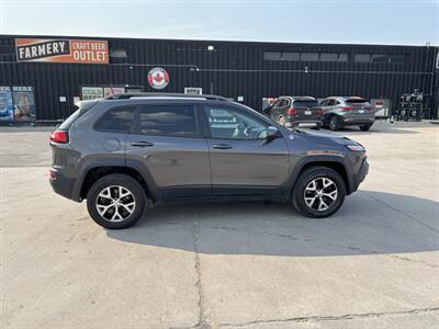 2016 Jeep Cherokee Trailhawk   - Photo 9 - Winnipeg, MB R3L 0M4