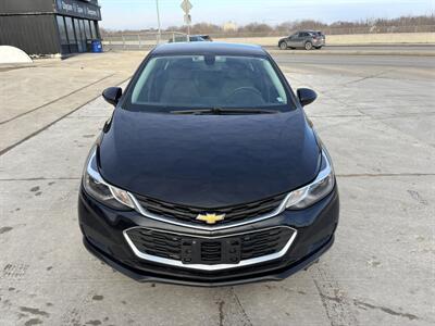 2016 Chevrolet Cruze LT Auto   - Photo 2 - Winnipeg, MB R3L 0M4