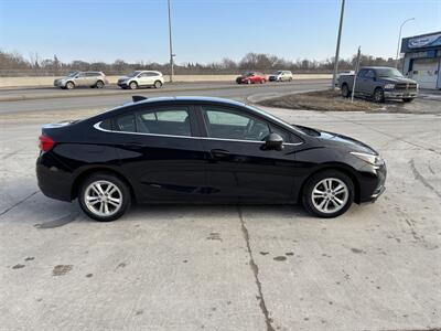 2016 Chevrolet Cruze LT Auto   - Photo 4 - Winnipeg, MB R3L 0M4