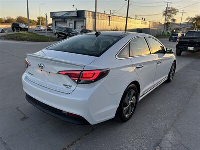 2016 Hyundai SONATA Hybrid Limited   - Photo 5 - Winnipeg, MB R3L 0M4