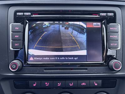 2015 Volkswagen Jetta TDI Comfortline  DIESEL SUNROOF 5 speed STANDARD - Photo 8 - Winnipeg, MB R3L 0M4