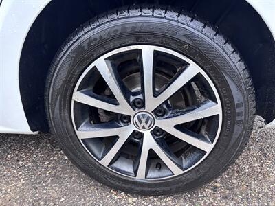 2015 Volkswagen Jetta TDI Comfortline  DIESEL SUNROOF 5 speed STANDARD - Photo 30 - Winnipeg, MB R3L 0M4