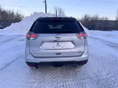 2015 Nissan Rogue SV   - Photo 3 - Winnipeg, MB R3L 0M4