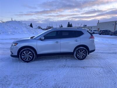 2015 Nissan Rogue SV   - Photo 2 - Winnipeg, MB R3L 0M4