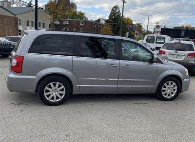 2016 Chrysler Town & Country Touring   - Photo 9 - Winnipeg, MB R3L 0M4