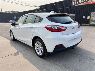 2019 Chevrolet Cruze LT  Hatchback - Photo 12 - Winnipeg, MB R3L 0M4