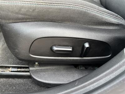 2019 Chevrolet Cruze LT  Hatchback - Photo 14 - Winnipeg, MB R3L 0M4