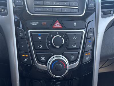 2016 Hyundai ELANTRA GT GLS   - Photo 16 - Winnipeg, MB R3L 0M4