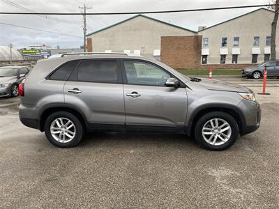 2014 Kia Sorento LX   - Photo 8 - Winnipeg, MB R3L 0M4