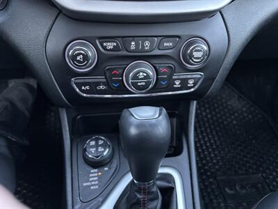 2015 Jeep Cherokee Trailhawk  Elite - Photo 12 - Winnipeg, MB R3L 0M4