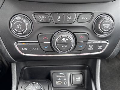 2015 Jeep Cherokee Trailhawk  Elite - Photo 10 - Winnipeg, MB R3L 0M4