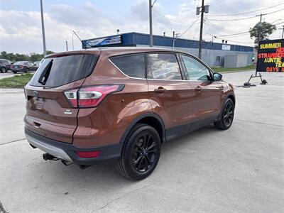2017 Ford Escape SE   - Photo 6 - Winnipeg, MB R3L 0M4