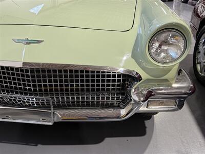 1957 Ford Thunderbird   - Photo 11 - Boca Raton, FL 33431